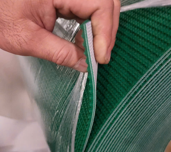 Dây băng tải PVC xanh 5mm gai.