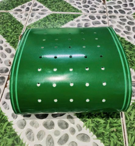 băng tải pvc xanh đục lổ Kim Ngân Thịnh
